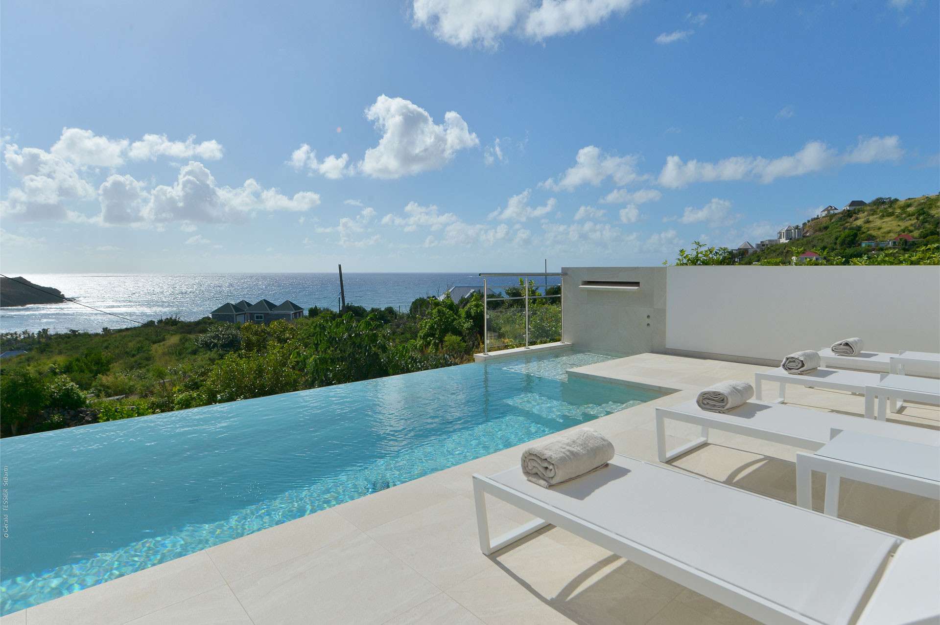 Villa-South Wave-StBarth-1